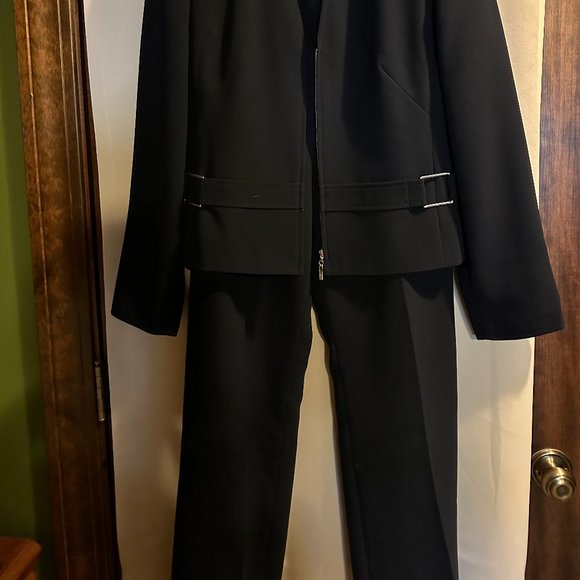 DRESS BARN Navy Pant Suit - Size 6 - Picture 5 of 5